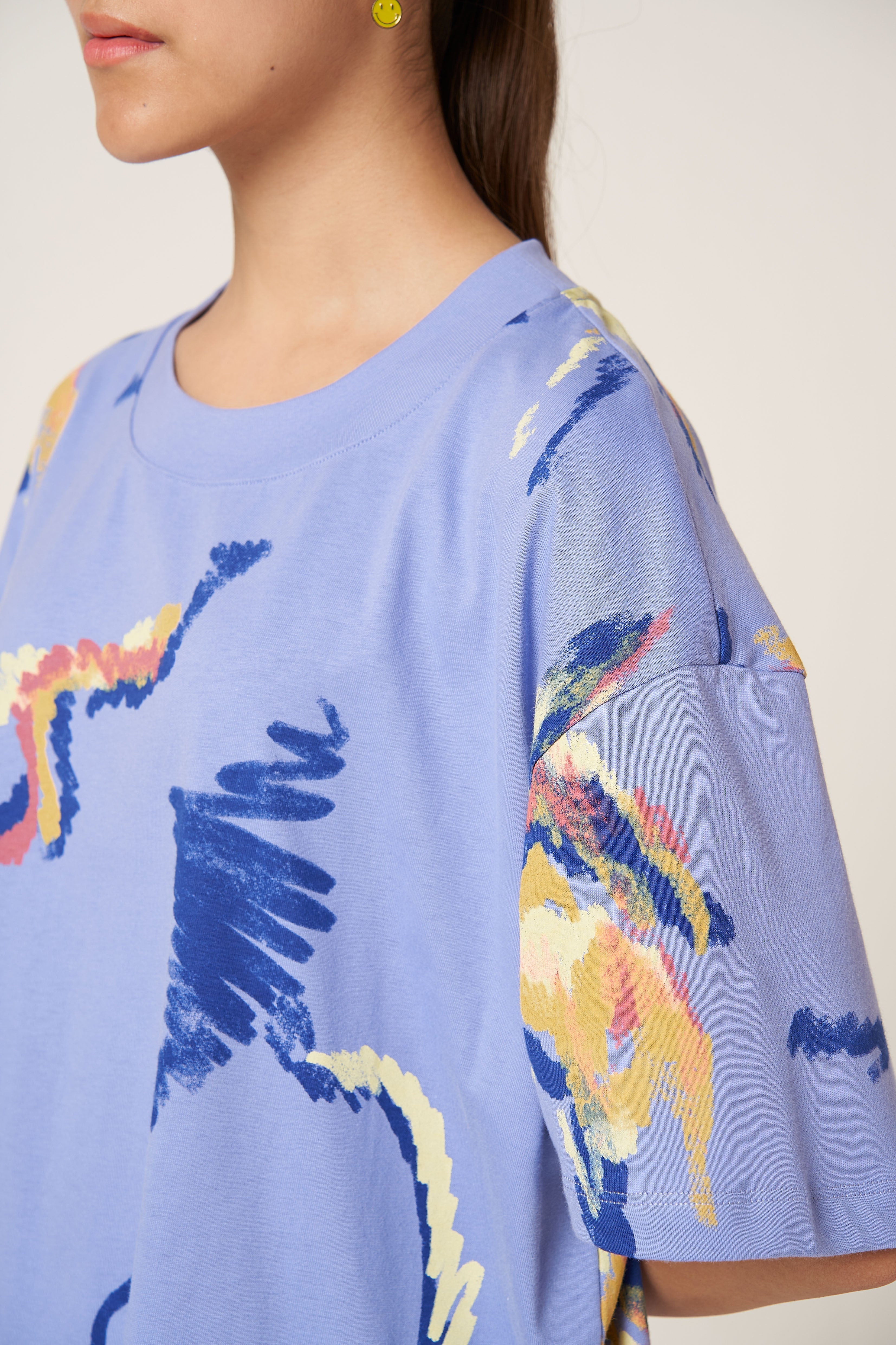 MULTI SCRIBBLE T-SHIRT - PURPLE