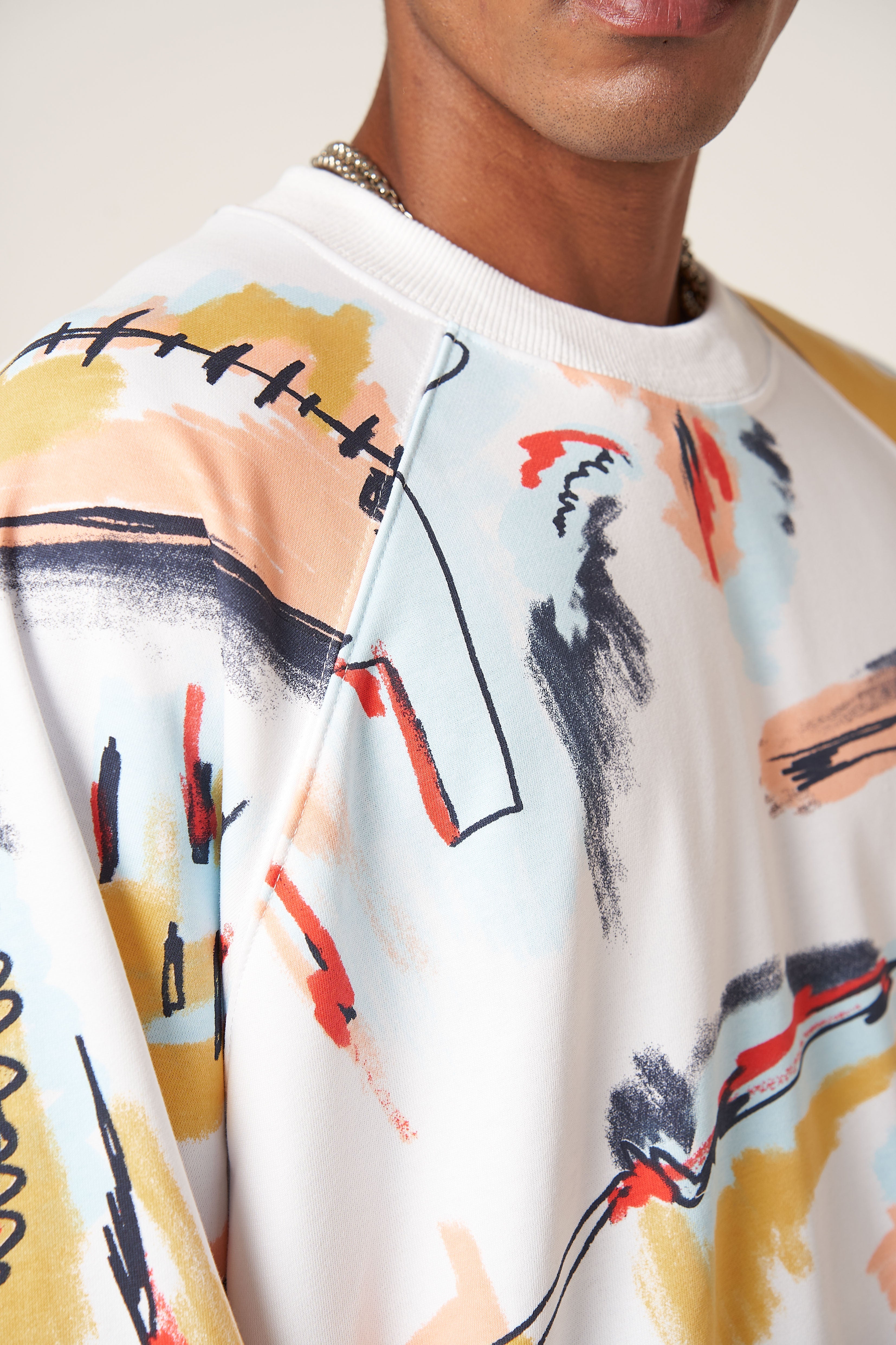 RETROMA SWEATSHIRT - WHITE