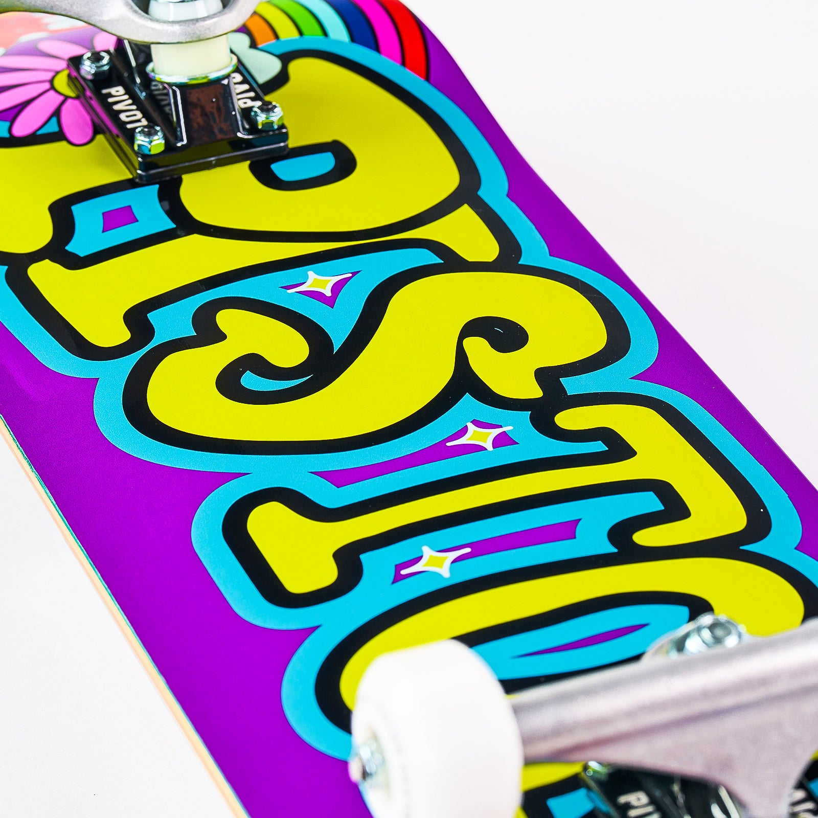 Gravity Skateboard カラフルデザイン HIPPY | 8.25 COMPLETE SKATEBOARD – Skate Supply India