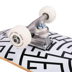 MAZE I 8.0 COMPLETE SKATEBOARD