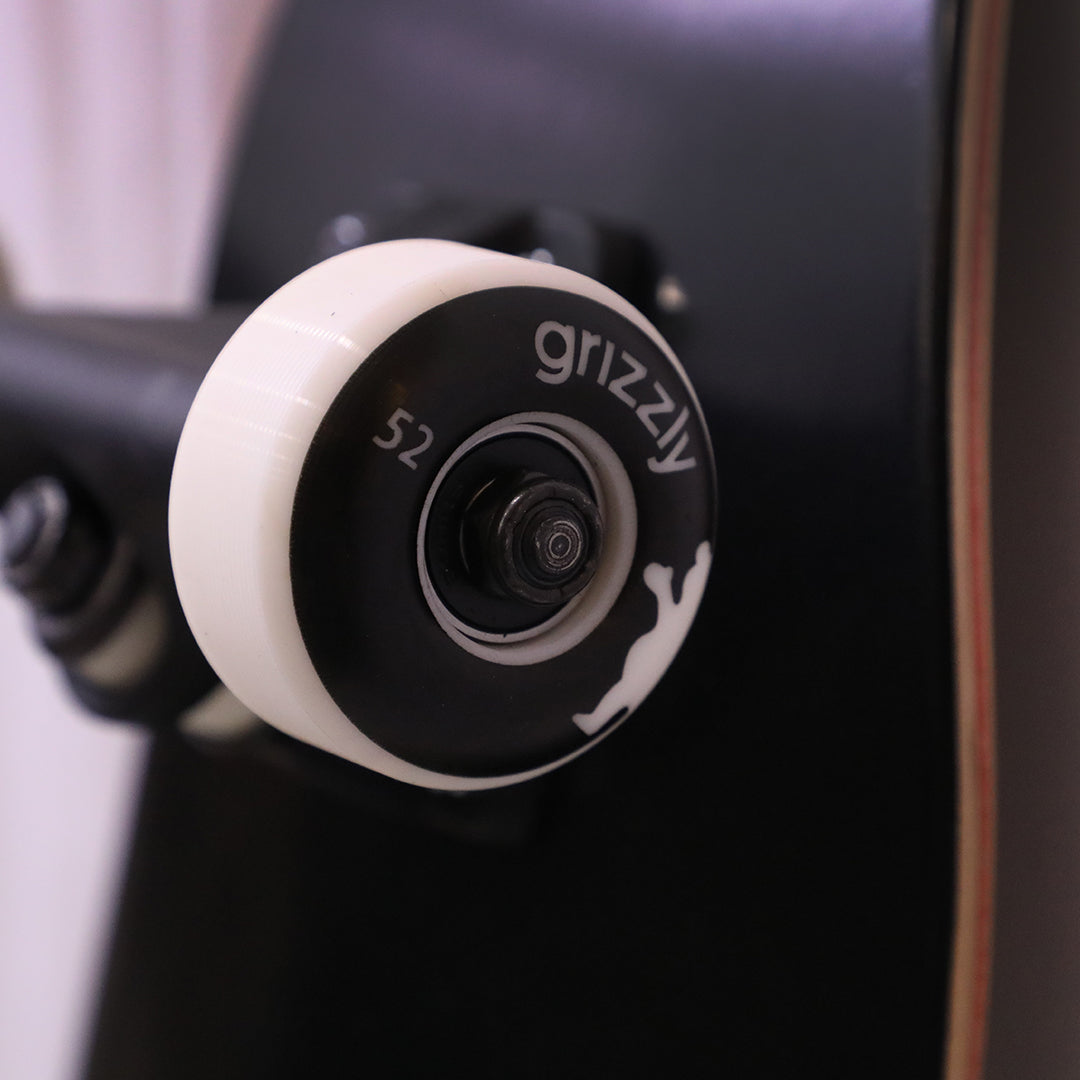 Grizzly Crown Cruiser Complete 7.75  BLACK Colour CRUISER