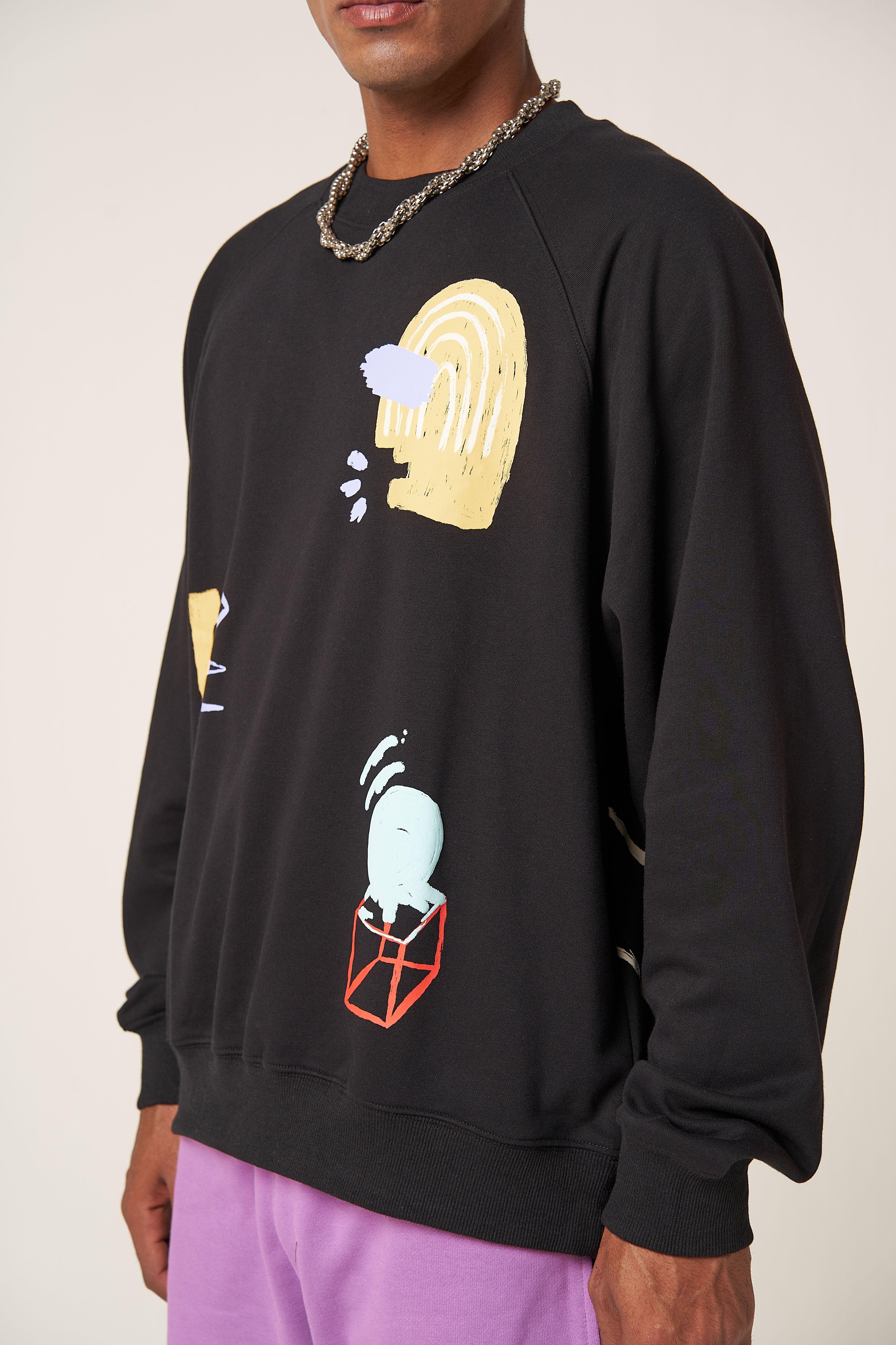 STORYTELLER SWEATSHIRT - BLACK
