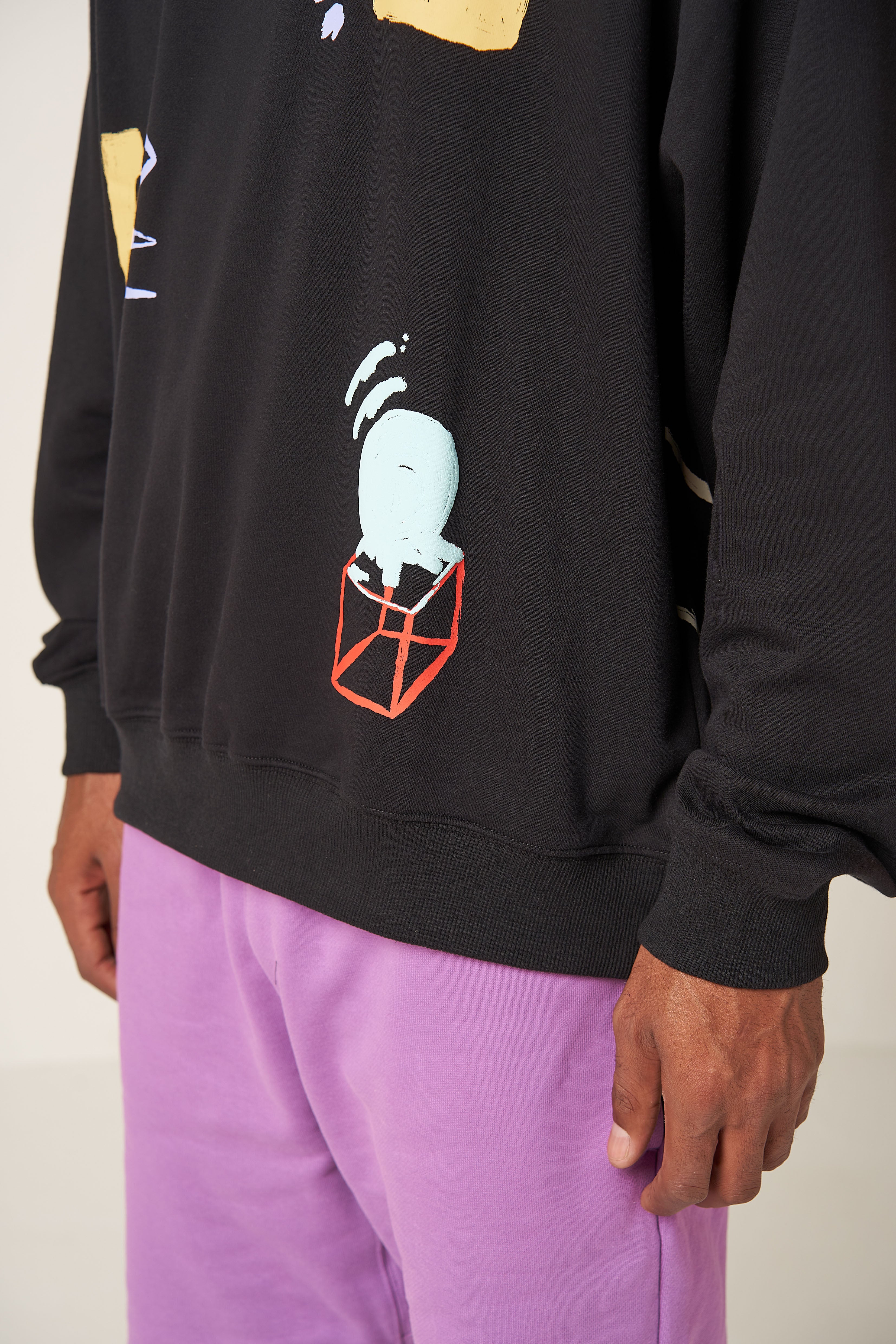 STORYTELLER SWEATSHIRT - BLACK