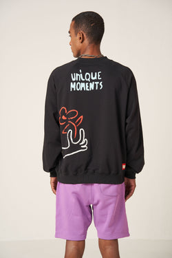STORYTELLER SWEATSHIRT - BLACK